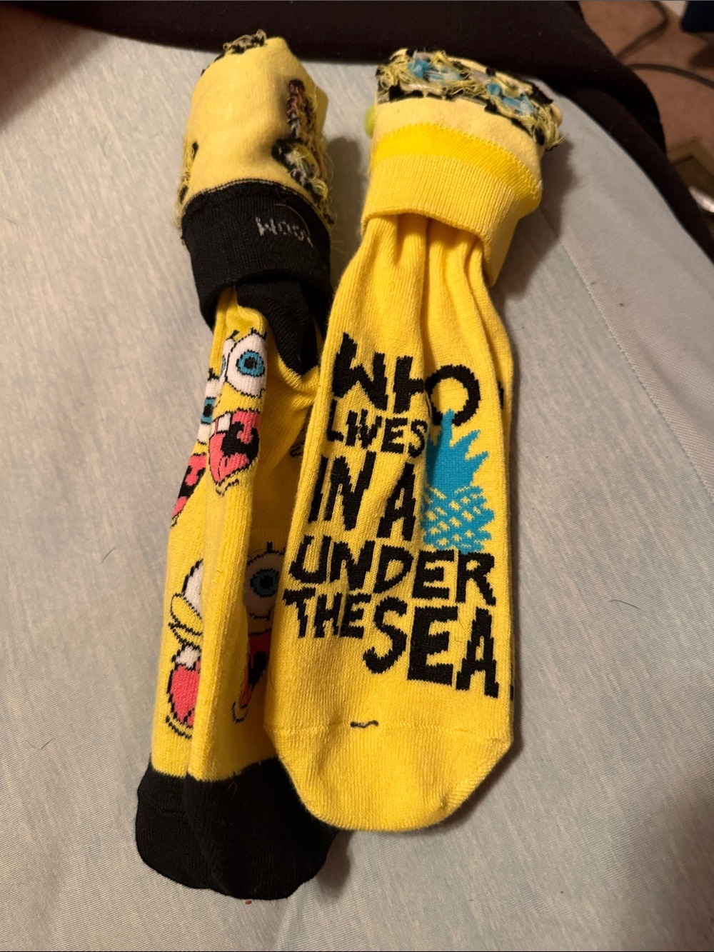 SpongeBob Squarepants Yellow & Black Crew Socks with Graphic Pineapple Text